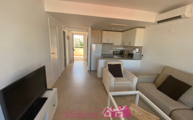 OPORTUNIDAD!! BONITO APARTAMENTO CERCA DE LA PLAYA