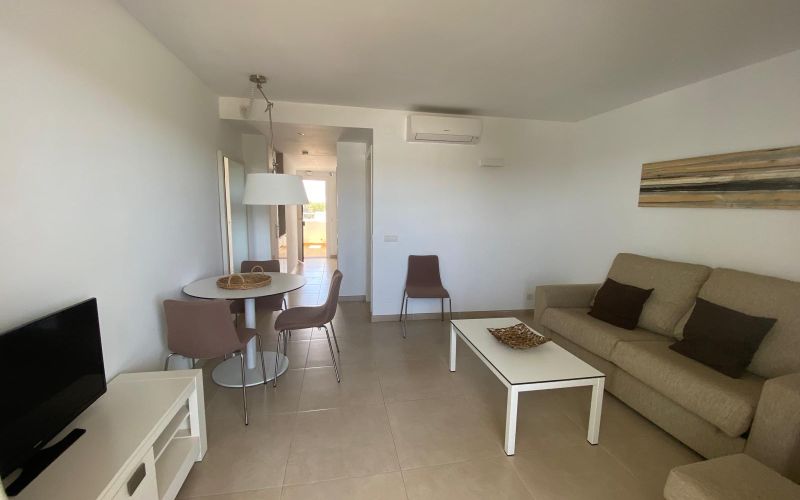 OPORTUNIDAD!!! APARTAMENTO DE 1 HABITACIÓN CON UNOS 20M2 DE TERRAZA CON PISCINA COMUNITARIA