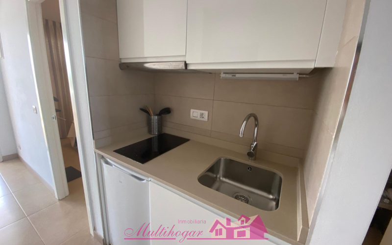 OPORTUNIDAD!!!! APARTAMENTO DE 1 HABITACIÓN  EN COMUNIDAD CERCA DE LA PLAYA CON PISCINA COMUNITARIA