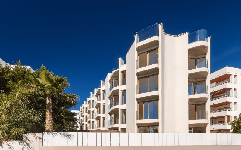 APARTAMENTO EN IBIZA A ESTRENAR CON PARKING MUY CERCA DE LA PLAYA