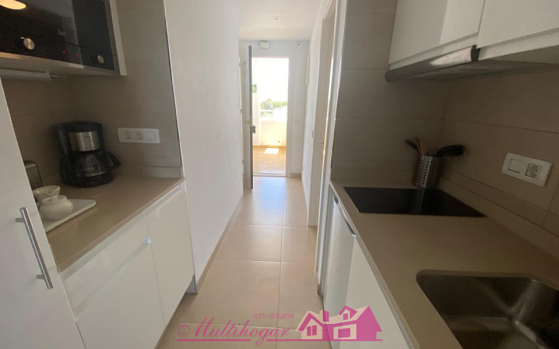 OPORTUNIDAD!!!! APARTAMENTO DE 1 HABITACIÓN  EN COMUNIDAD CERCA DE LA PLAYA CON PISCINA COMUNITARIA