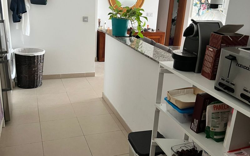 APARTAMENTO DE 2 HABITACIONES CON GRAN TERRAZA CON VISTAS AL MAR