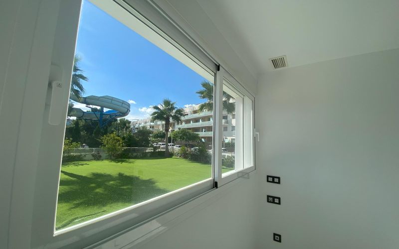 A ESTRENAR!!! ESPECTACULAR PLANTA BAJA DE 3 HABITACIONES CON 296M2 DE JARDÍN