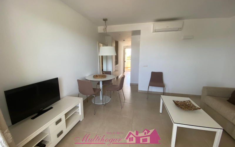 OPORTUNIDAD!!!! APARTAMENTO DE 1 HABITACIÓN CON BONITAS VISTAS Y PISCINA COMUNITARIA