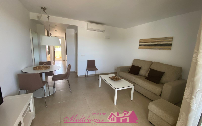 OPORTUNIDAD!!!! APARTAMENTO DE 1 HABITACIÓN CON BONITAS VISTAS Y PISCINA COMUNITARIA