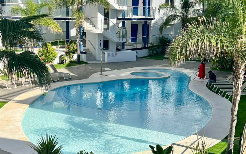 A ESTRENAR!!! ESPECTACULAR PLANTA BAJA DE 3 HABITACIONES CON 296M2 DE JARDÍN