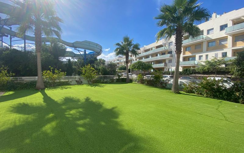 A ESTRENAR!!! ESPECTACULAR PLANTA BAJA DE 3 HABITACIONES CON 296M2 DE JARDÍN