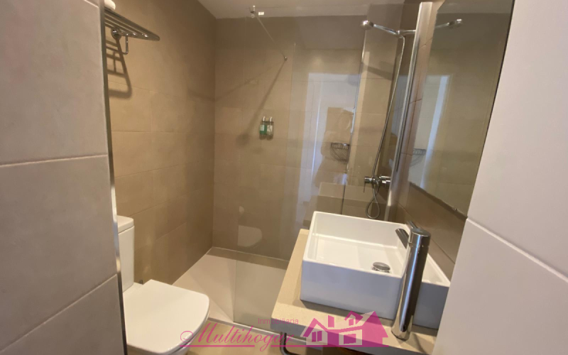 OPORTUNIDAD!!!! APARTAMENTO DE 1 HABITACIÓN CON BONITAS VISTAS Y PISCINA COMUNITARIA