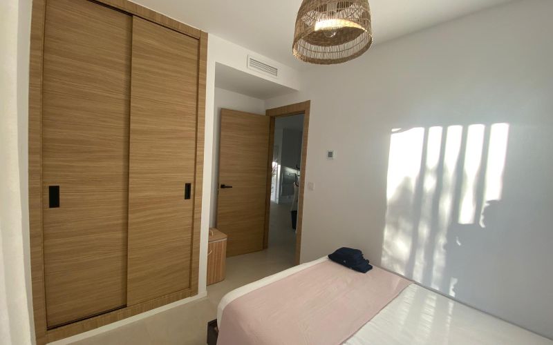 PLANTA BAJA  A ESTRENAR MUY CERCA  DE LA PLAYA